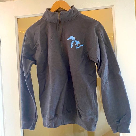Great Lakes Embroidered Quarter Zip - Picture 1 of 3